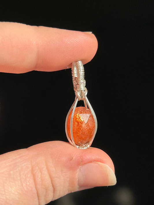Confetti Sunstone Pendant