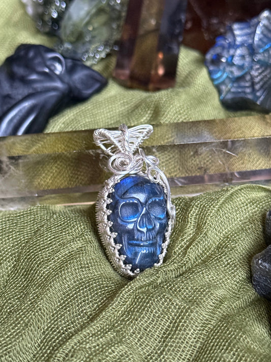 Labradorite skull pendant